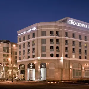 Отель Crowne Plaza - Jumeirah By Ihg